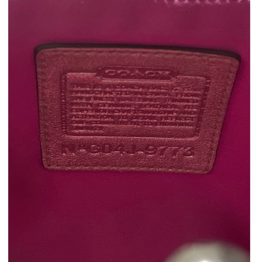Y2k Coach Vintage Gold Metallic “C”Signature Kiss-lock Frame Handbag, Charm - Picture 9 of 16
